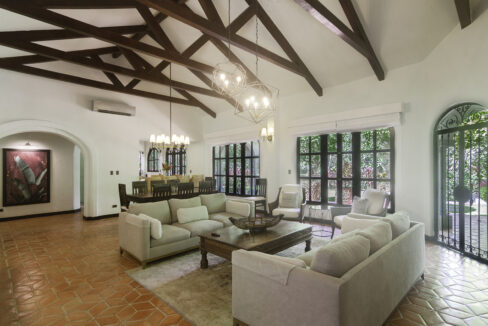 Casa Campana_living room1web